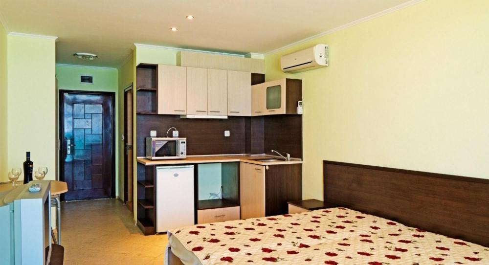 Black Sea Paradise Hotel ソゾポル エクステリア 写真